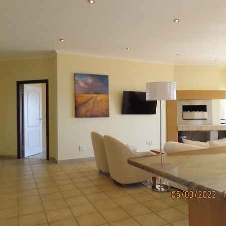 25 Sunset View Apartment Langstrand Luaran gambar